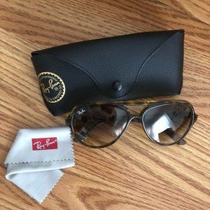 Ray-Ban Cats 5000 Classic Sunglasses (RB4125)